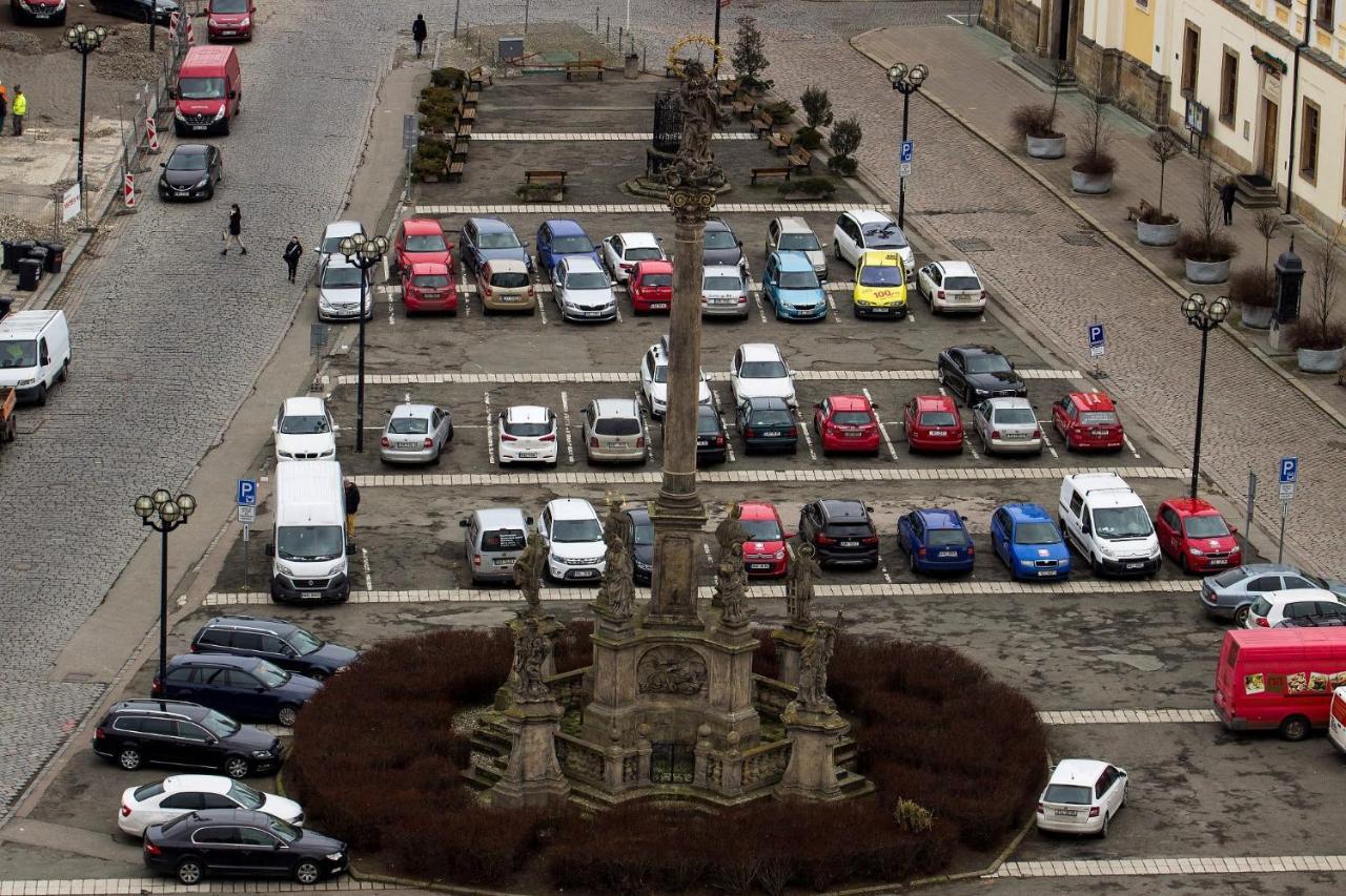 Exkluzivni V Prizemi V Hradci Kralove Apartment Hradec Kralove